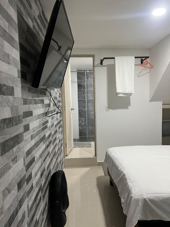 Edificio Niza80 Ibague, Acceso Digital Cerca Parque Deportivo Hotel Eksteriør billede