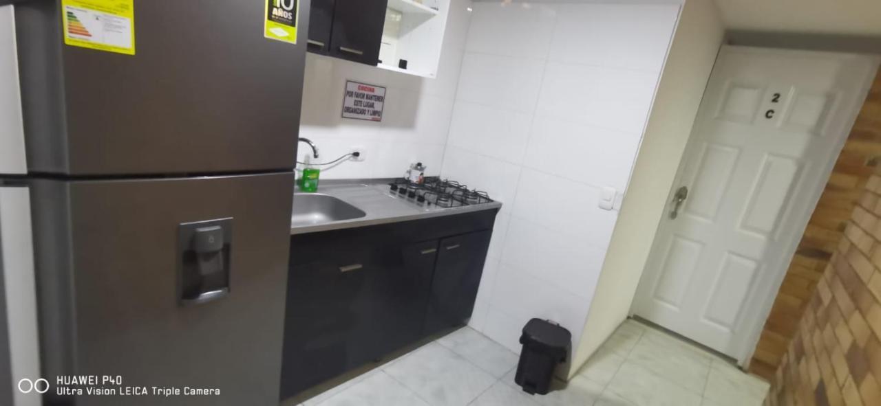 Edificio Niza80 Ibague, Acceso Digital Cerca Parque Deportivo Hotel Eksteriør billede