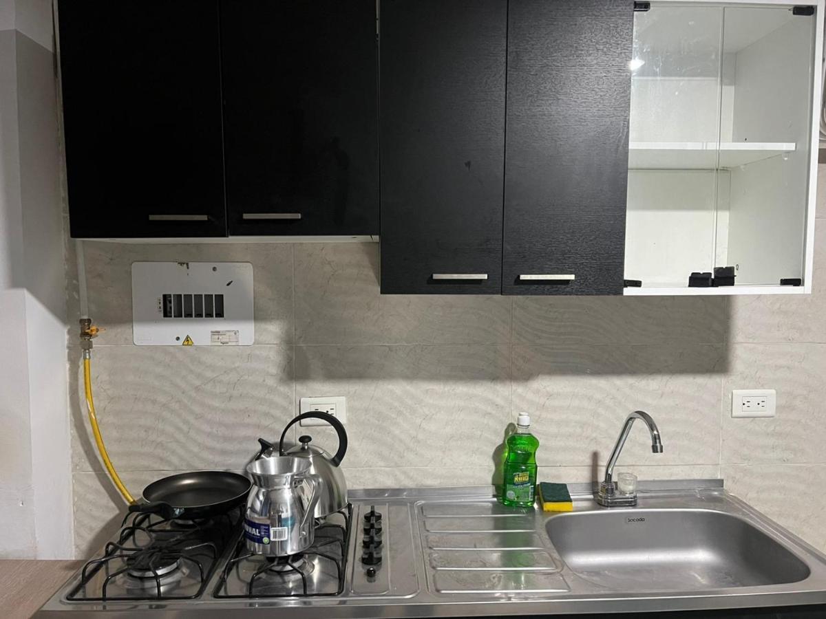 Edificio Niza80 Ibague, Acceso Digital Cerca Parque Deportivo Hotel Eksteriør billede