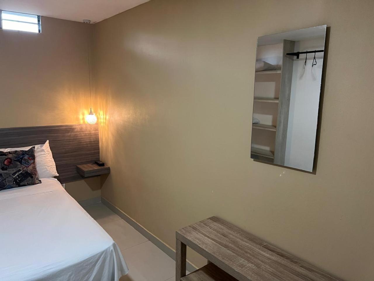 Edificio Niza80 Ibague, Acceso Digital Cerca Parque Deportivo Hotel Eksteriør billede